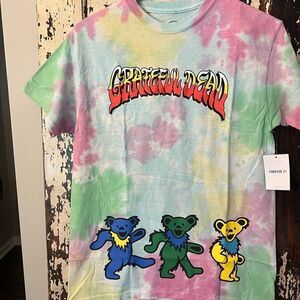 Grateful Dead x Forever 21 NWT tie dye short sleeve women’s tshirt. Size S/M.